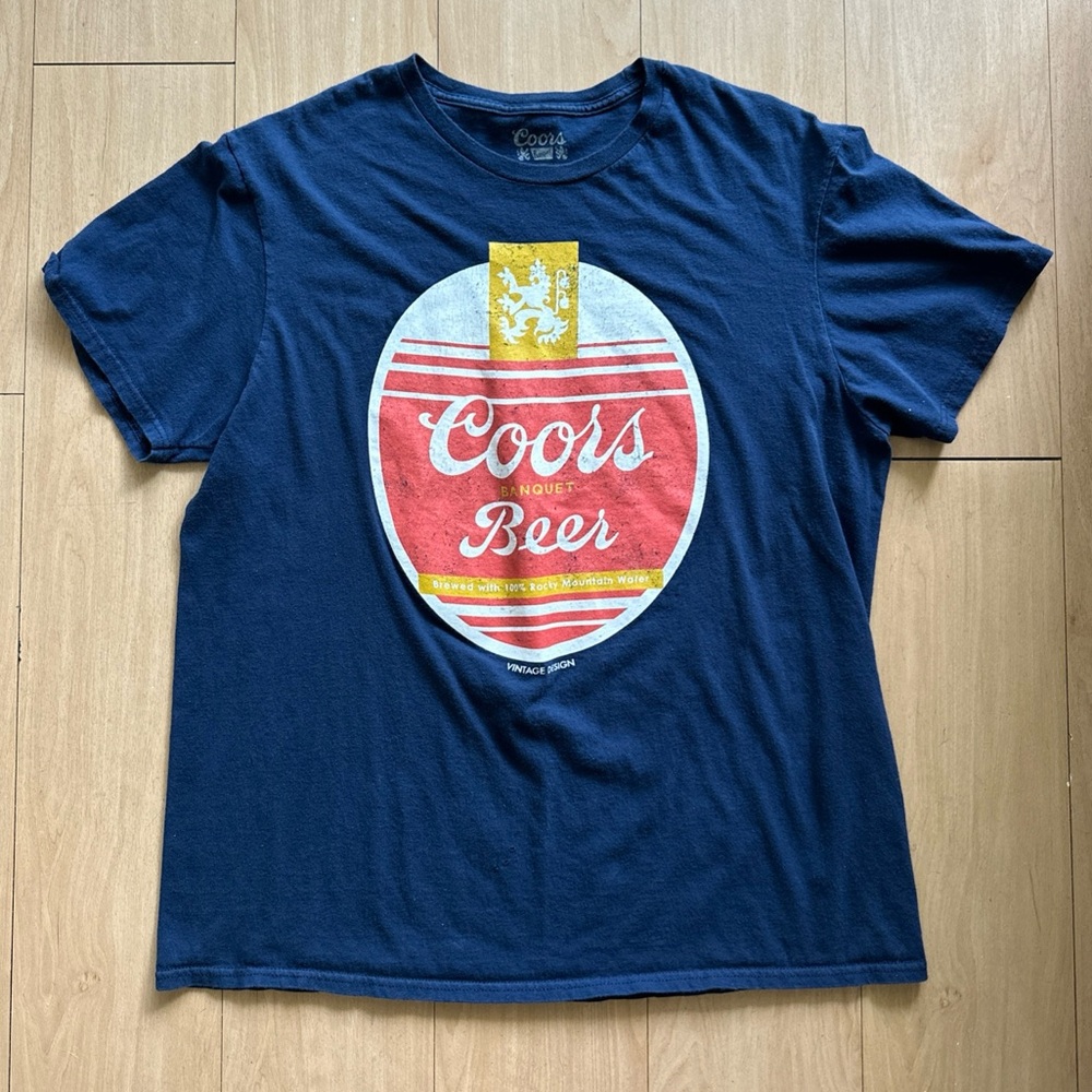 Coors Beer Shirt Mens Sz L Navy Blue T-Shirt Short Sleeve Graphic Tee Vtg Design